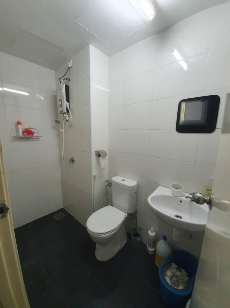 Vista Alam Serviced Apartment Near Idcc Sacc Pkns Uitm Msu Avisena Шах-Алам Экстерьер фото